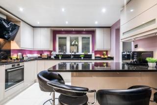 Halsey House Contractor Relocator Family Freeparking - 8