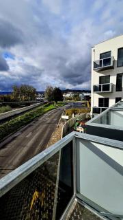 Hron River View Apartment 24h Self check -in Free Parking - 4