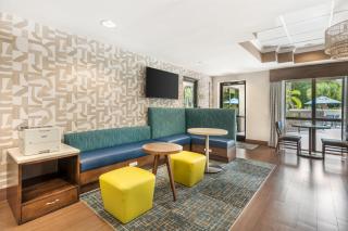 Hampton Inn Fort Myers-Airport & I-75 - 6