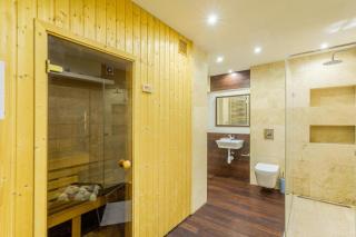 Golden Villas - Forest Retreat with Jacuzzi and Garden View - 3