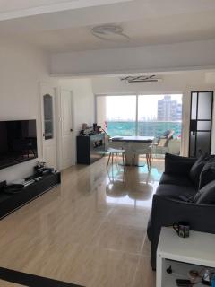 2BR Seaview apartment with balcony - 6