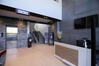 The Holton by Bayti - 4