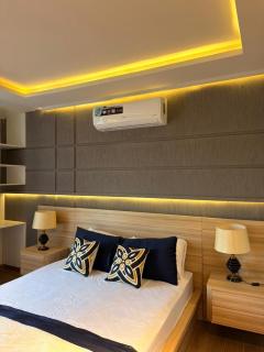 The Holton by Bayti - 3