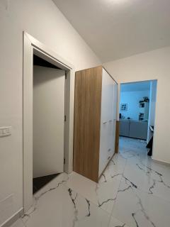 SARANDA Terraces SeaView Apartment - 9