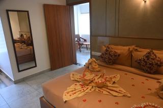 Boulevard Premium Luxury Hotel - 4