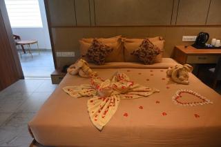 Boulevard Premium Luxury Hotel - 2