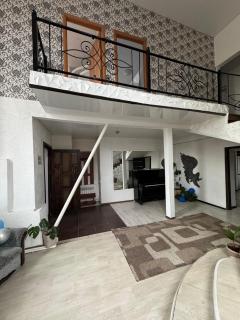 Уютный коттедж с мангалом и казаном - 8 минут до пляжа - 9