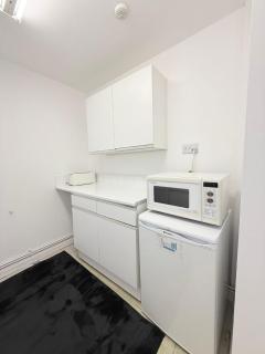 Designer Studio Flat at Tower Bridge - 2