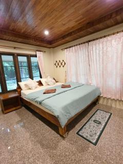 Khaosok Creek and Jungle Resort - 3