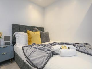 Pass the Keys Eden Gardens – Couples’ Holiday Home with Parking - 9