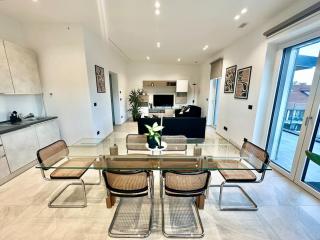 Attico in centro città con terrazza e parcheggio privato - 2