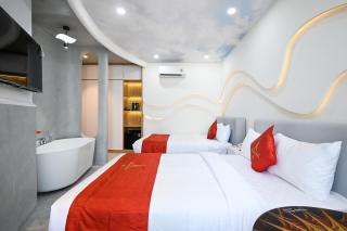 Hồng Bảo Thạch - 4