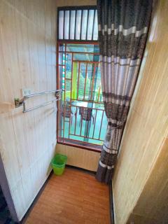 Explore Jungle Trek Guesthouse & Transport - 7