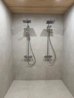 Modern Home Under the Northern Lights - 6