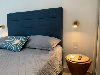 Coastal apartment with pool access and viewpoint - 1