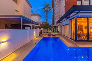 Casa Rosa Luxury Villa w heated Pool - 6