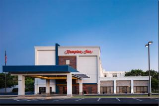 Hampton Inn Kansas City/Shawnee Mission - 9