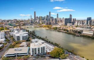 Cosmo Apartment Hotel - 6