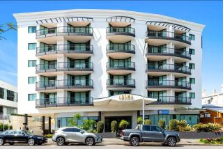 Cosmo Apartment Hotel - 0