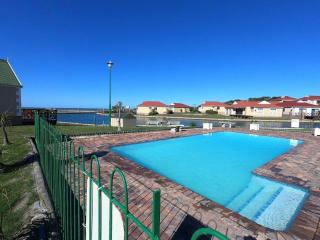 Fijnbosch Villa at Claptons - 9