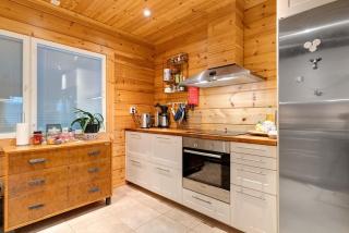 Arctic Wilderness Lodge 4BDR, Sauna, Wifi & Hut - 1