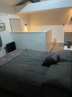 2 bedrooms apartment next to Arndale Shopping - 3