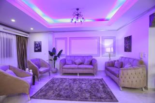 Luxurious Central Cairo Apartment - Cairo - 3