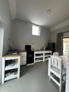 The Sheperd's Cottage - 6