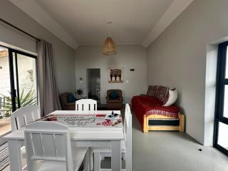 The Sheperd's Cottage - 5