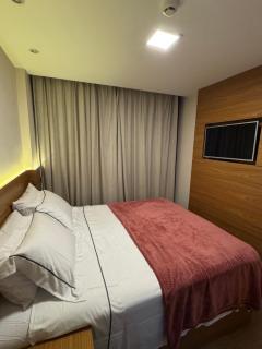 Apto completo no Vista Azul - Varanda com vista da Pedra Azul - 4