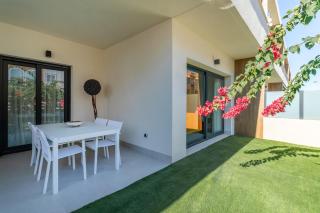 Private Jacuzzi, 3 Pools, Grill, Parking, AC - 2