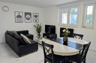 Casa Rossini - Moderno appartamento a due passi dal mare - 0