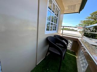 Rustic Retreat Two Bedroom House - 5