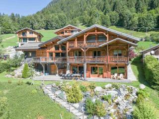 Superbe chalet pour 14 pers. avec spa, cheminée et fitness, à 10 min du centre de Morzine - FR-1-754-17 - 2