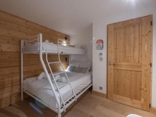 Duplex de standing 3 étoiles à Morzine, 100m des pistes, 9 pers., terrasse, garage, wifi inclus - FR-1-754-20 - 2