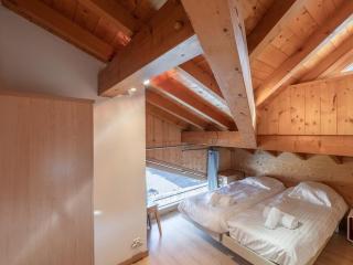 Appartement 4 pièces à Morzine, skis aux pieds, jacuzzi, 9 pers, 100m², centre, animaux admis - FR-1-754-24 - 1