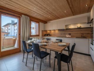 Duplex 3 chambres rénové, proche centre, garage, 7 pers, Morzine - FR-1-754-46 - 1
