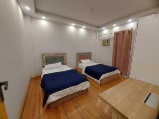 Fantastic Central Apartment - 4