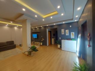 Fantastic Central Apartment - 6