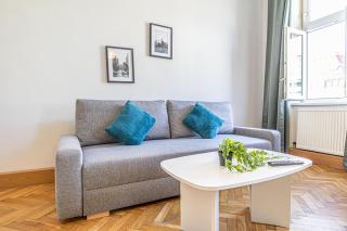 Spacious 2BR Apartment with Shared Facilities - Heart of Vienna - 2