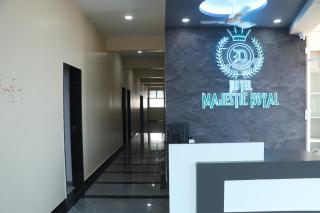 Hotel Majestic Royal, Akkalkot - 2