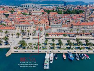 Riva Luxury Suites - 6