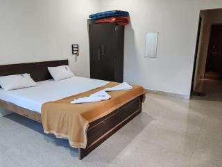 Konkan Paradise-Siddhivinayak,Devbag Beach Resort - 6