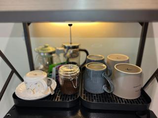 Cozy Nest Fully-furnished apartment with Manila Skyline View Rooftop - 6