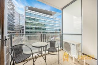 Pretty Penthouse - Close to ANU - 2