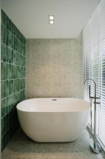 TRON Villa - Regal Victoria Luxury BT9-09 - 1