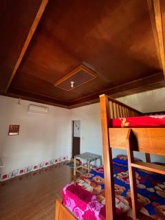 Sumatera Happy Track Tour Guest House - 1