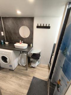 Apppartement dans maison avec terrasse plein sud , Netflix, parking et fibre - 4