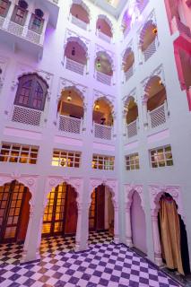 Jyoti Mahal - Top Selling - Award Winning Royal Heritage Hotel - Close to Connaught Place - 4