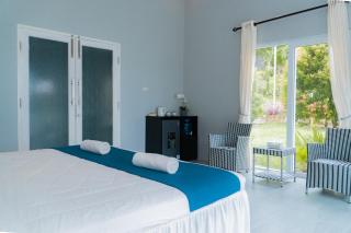 The Hawk's Nest Resort - 6